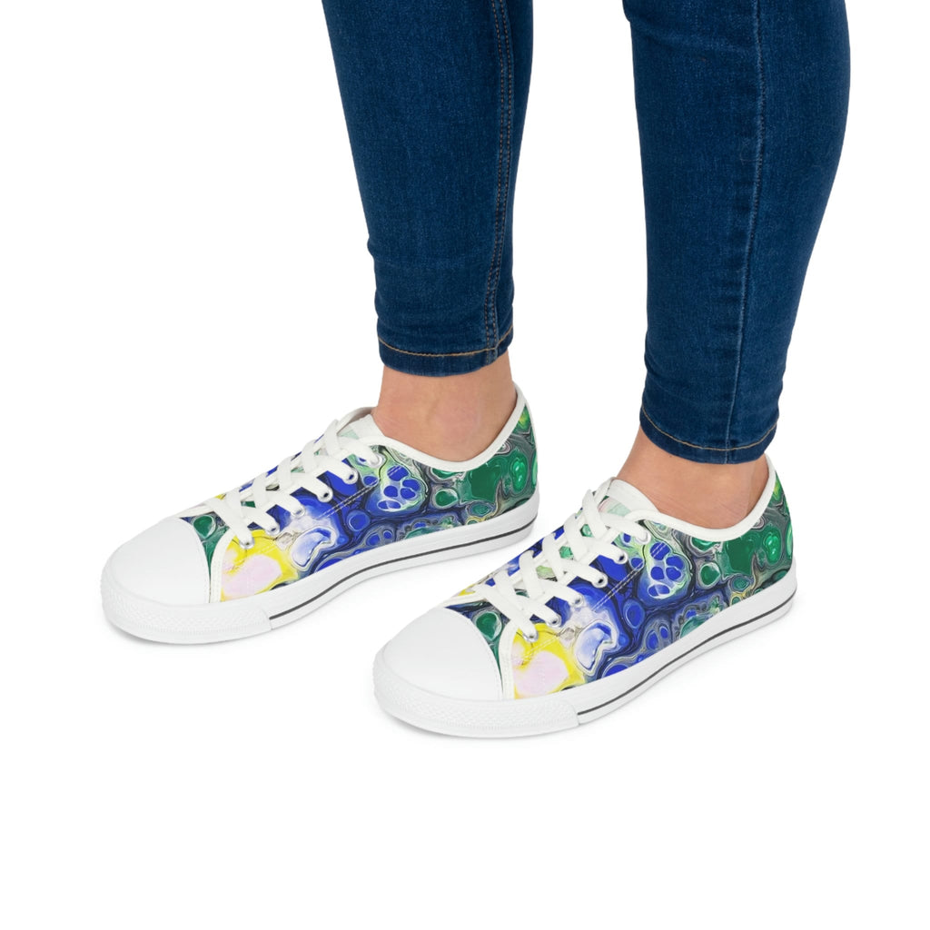 Waveform Low-Top Sneakers – Abstract Ripple Design on Eco Canvas with White Sole