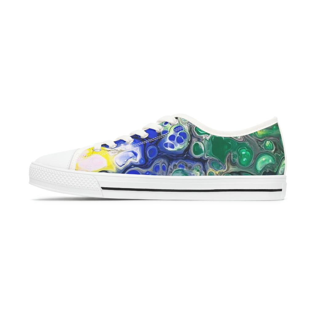 Waveform Low-Top Sneakers – Abstract Ripple Design on Eco Canvas with White Sole