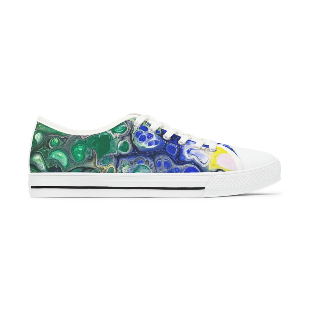 Waveform Low-Top Sneakers – Abstract Ripple Design on Eco Canvas with White Sole